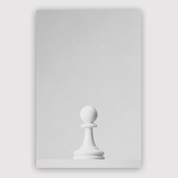 600x600-arti_game-of-the-throne-the-white-pawn_print